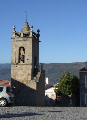 Bell tower in Belmonte with the Serra de Estrela behind